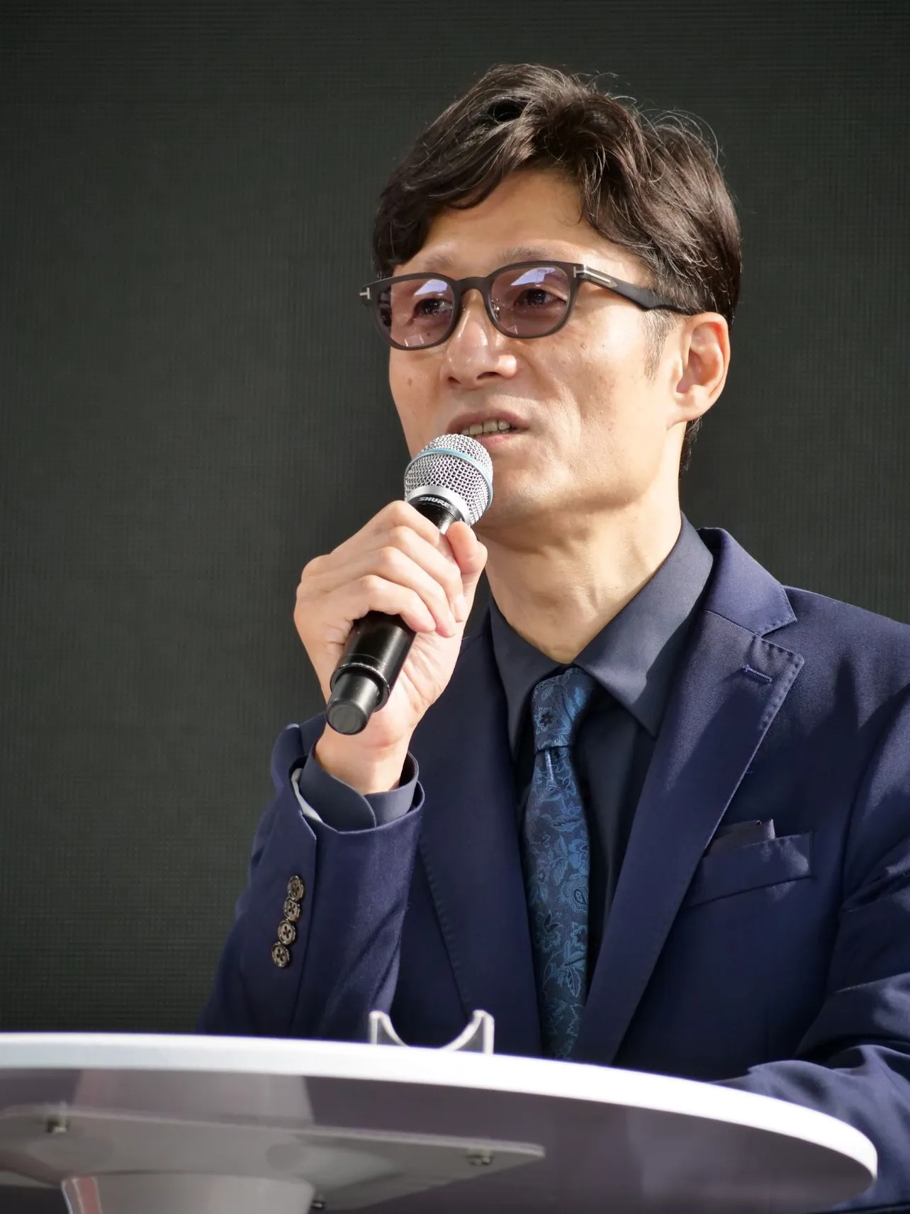 第30回釜山国際映画祭オープントークに登壇する李相日監督