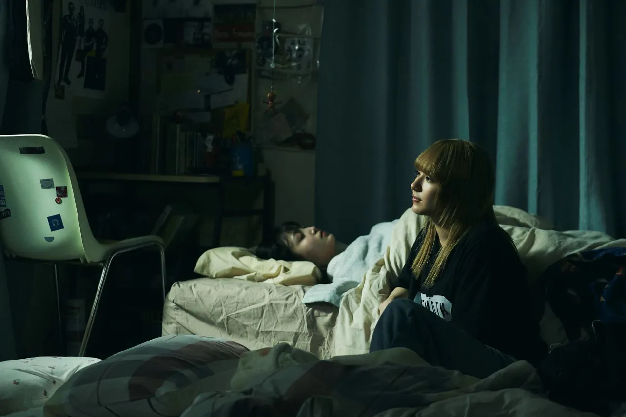 「ネムルバカ」より