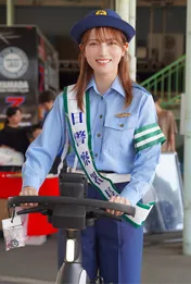 桃月なしこが一日署長に就任、地元の愛知・豊橋警察のイベントに「夢がかなって、うれしかったです」