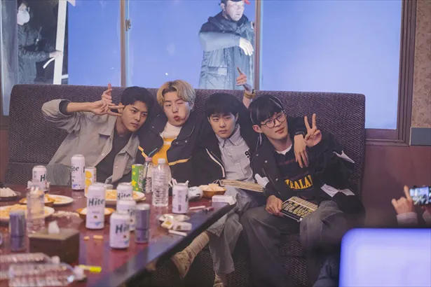 「布団キックロマンス」場面写真