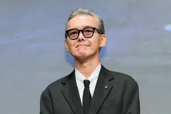 渡部篤郎が舞台あいさつで涙、佐藤二朗に「お前の脇を支える側になれてうれしい」