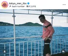 “メロい…”鈴木亮平の海の上フィルム写真に「かっこいい」でコメント欄が埋め尽くされる＜TOKYO MER＞