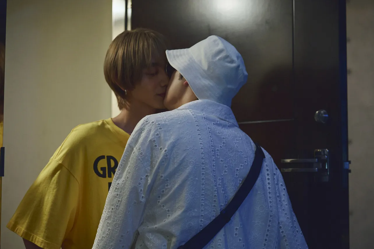 新原泰佑“白崎”、駒木根葵汰“羽山”の冒頭からキスにキュン「糖度