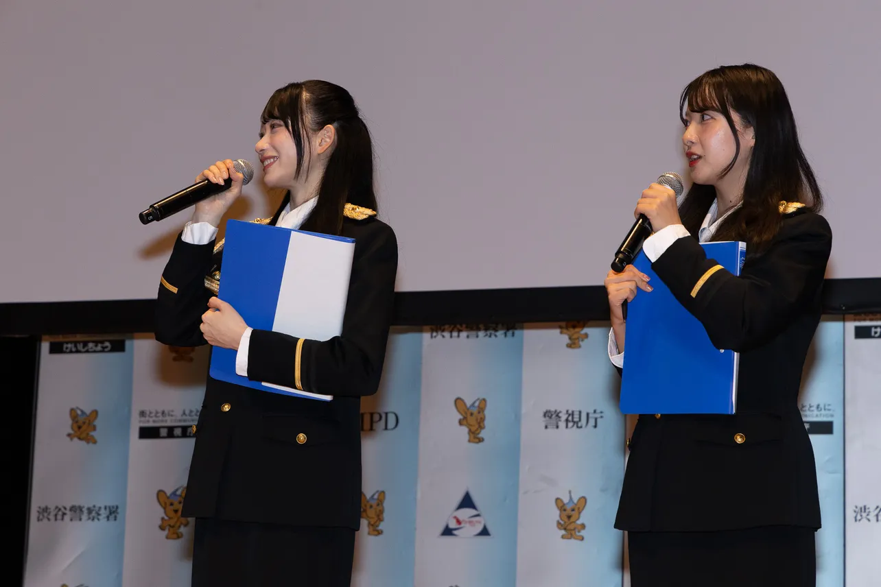 Rain Treeの仲俣美希、佐藤莉華(左から)