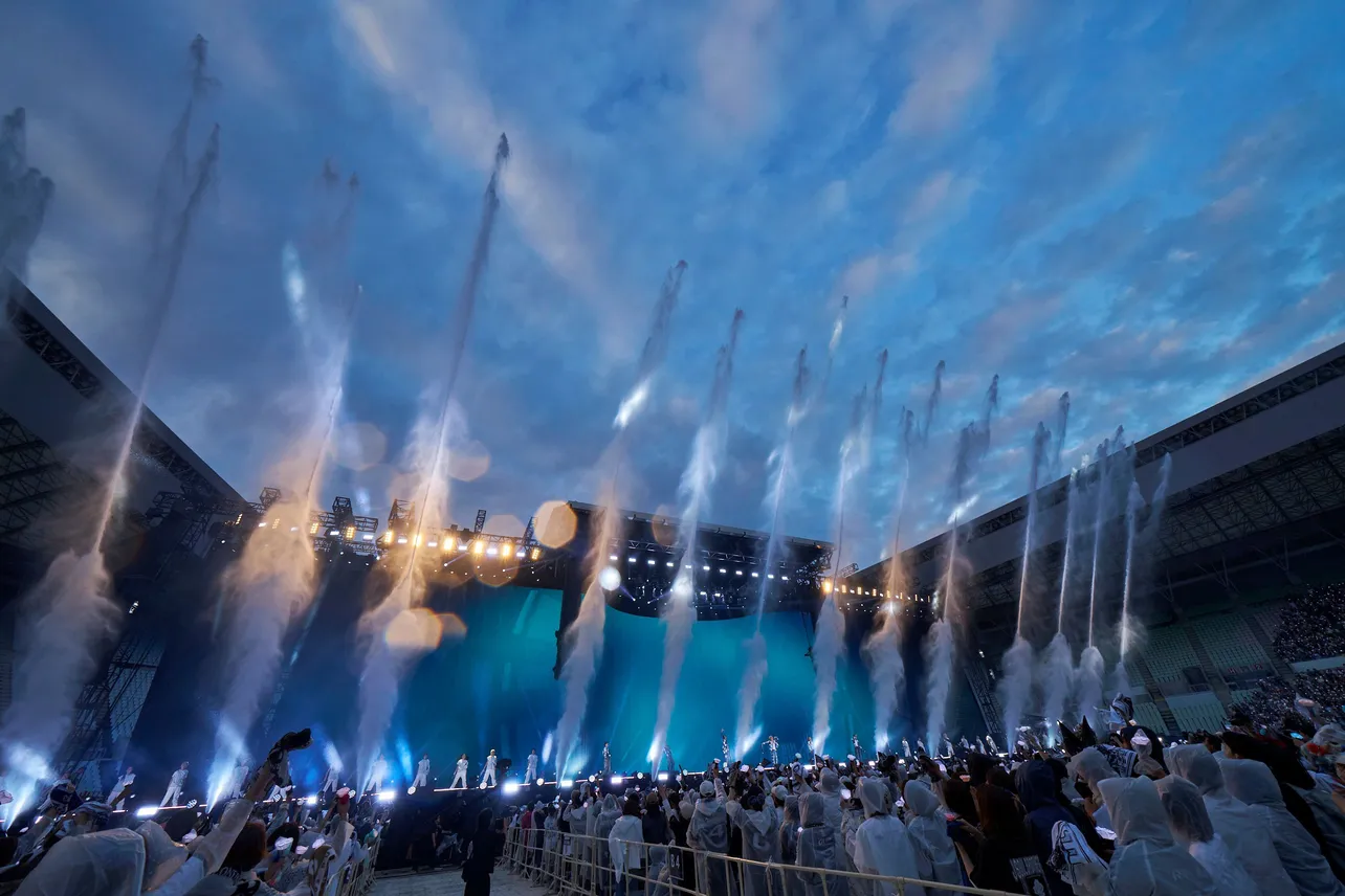 (YOU SHINE)THE WORLD