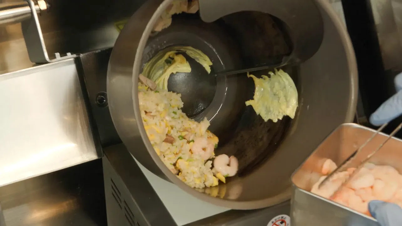 メイプル超合金が出演のニチレイフーズWEB動画のメーキングより