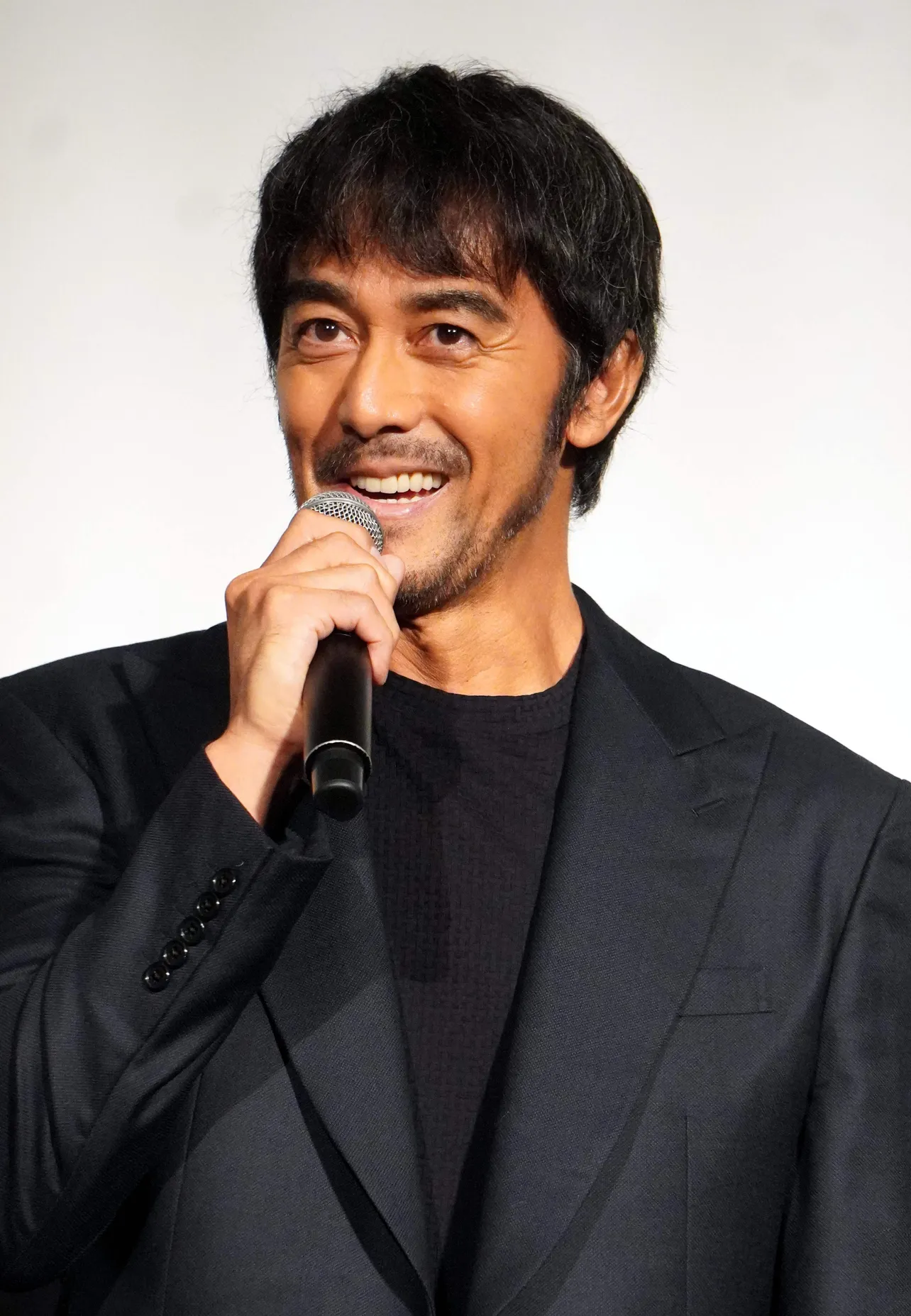 【写真】映画の反響を喜ぶ阿部寛