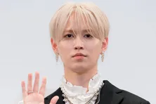 JO1白岩瑠姫演じる闇医者”成瀬”のアンニュイな表情　「考えていること」予想に「JAMの事考えてたりして」の声＜娘の命を奪ったヤツを殺すのは罪ですか？＞