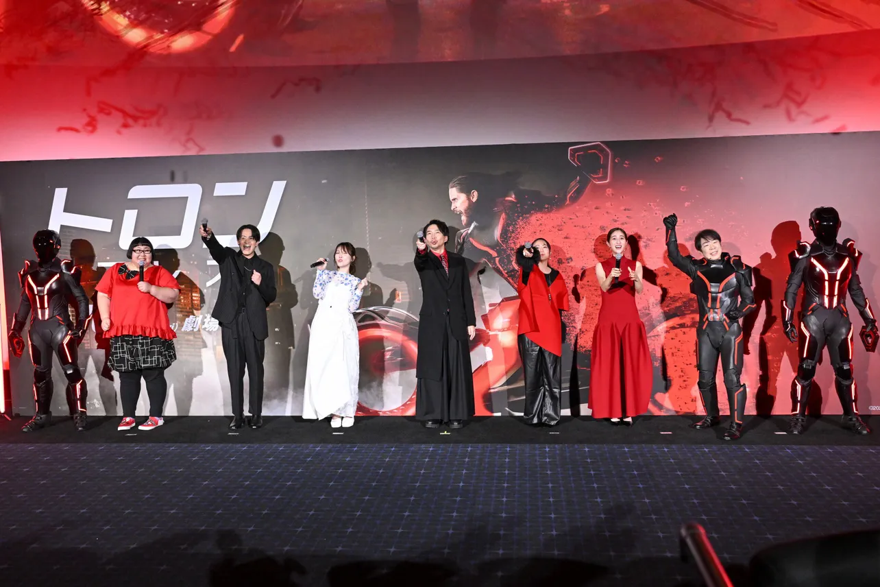 安藤なつ、石川界人、内田真礼、諏訪部順一、田村睦心、堀田茜、ダンディ坂野