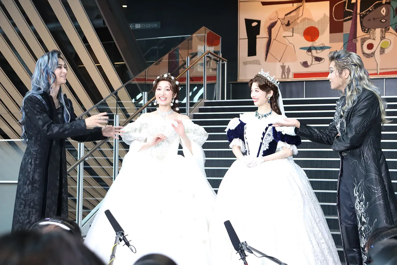 ミュージカル「エリザベート」初日前囲み取材より