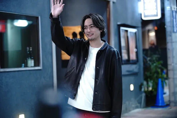 【写真】小学生の頃はクラスのリーダー的存在だった高木(間宮祥太朗)