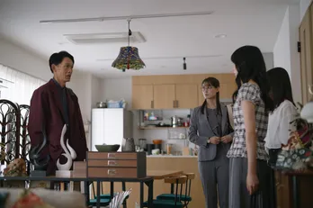 調査会社のテイ龍進“下谷”が、林芽亜里“イズミ”らの元に訪ねて来る「社長と付き合ってましたよね？」＜推しの殺人＞