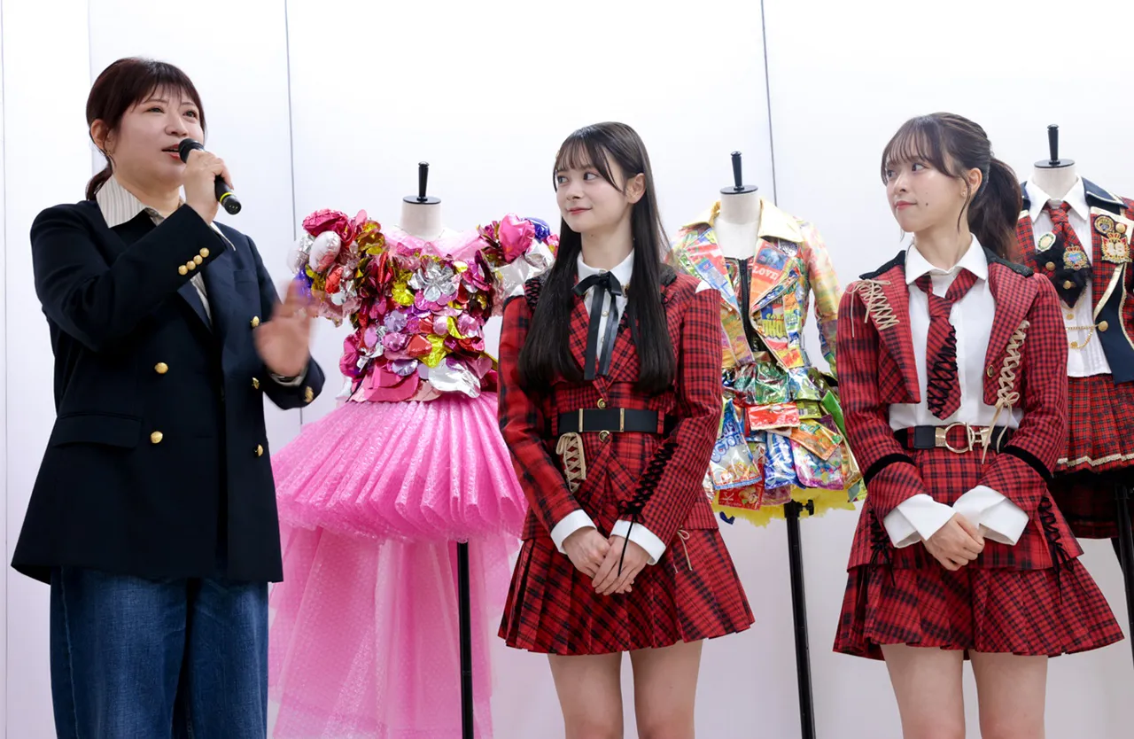 「AKB48大衣装展 -時代を彩った装跡-」メディア内覧会より