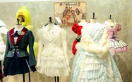 「AKB48大衣装展 -時代を彩った装跡-」メディア内覧会より