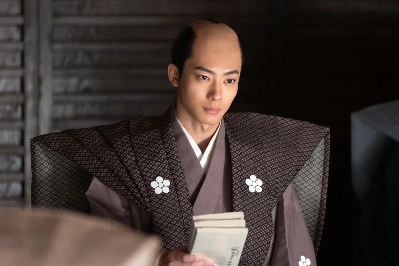 若くして老中首座に抜てきされた松平定信を演じる井上祐貴