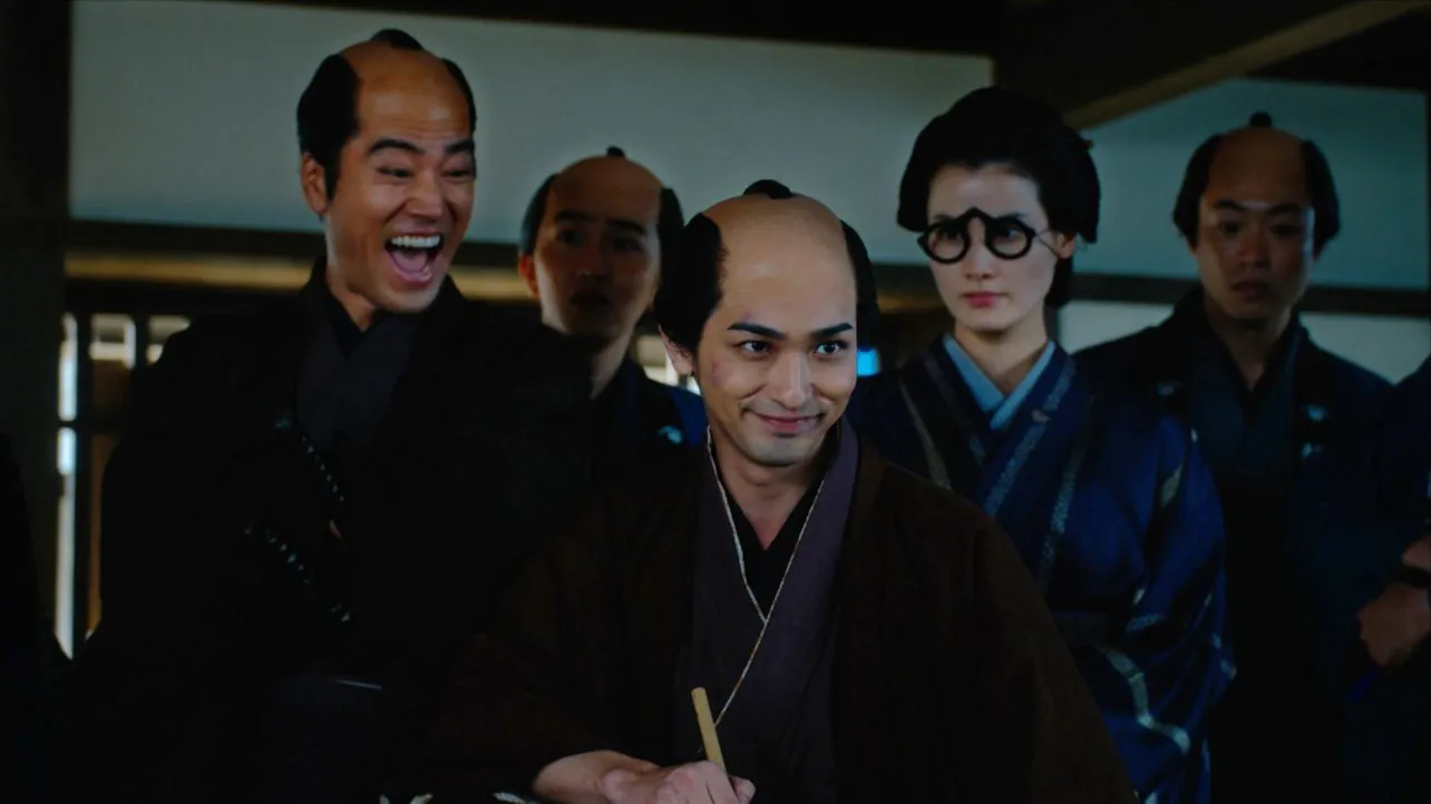 【写真】商魂たくましく、「身上半減」の処罰を生かして再び立ち上がる蔦重(横浜流星)