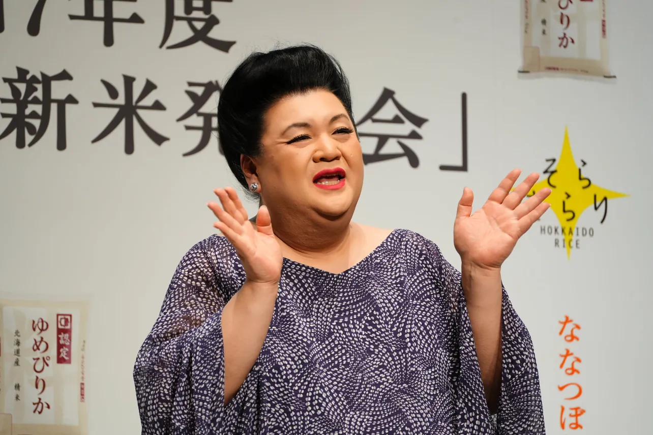 【写真】村上信五の結婚を笑顔で祝福