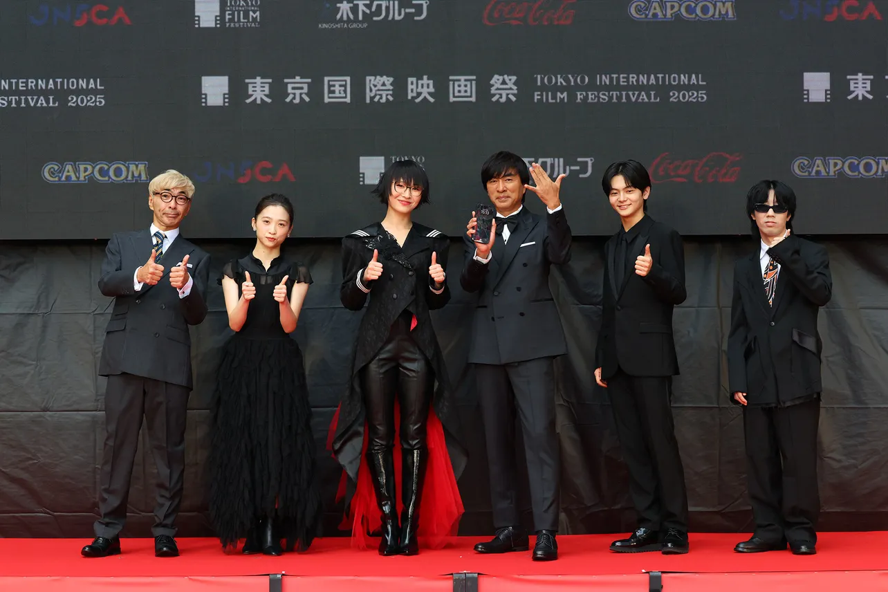 「第38回東京国際映画祭」レッドカーペットより