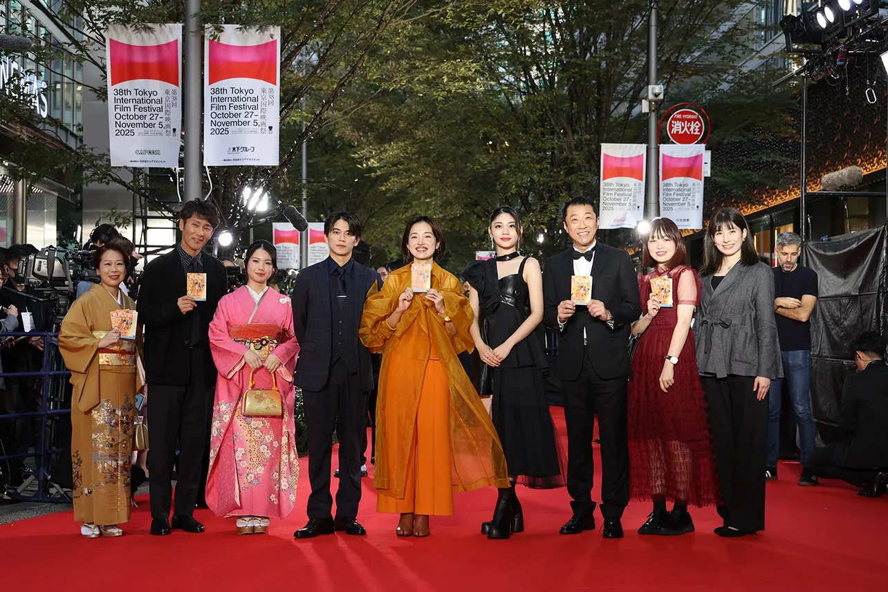 「第38回東京国際映画祭」レッドカーペットより