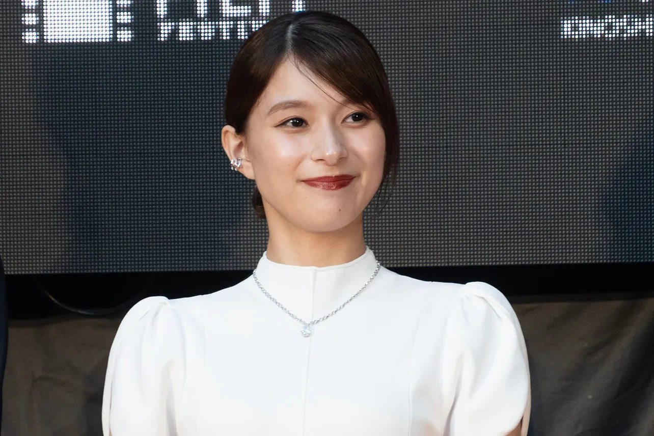 「君の顔では泣けない」芳根京子