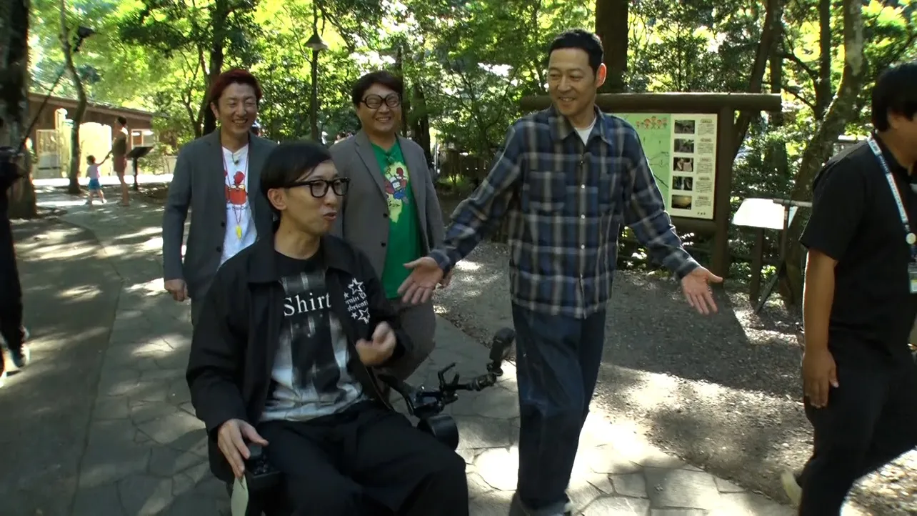 「東野ぶらぶらチーキーズ」が10月26日(日)、BSよしもとで放送