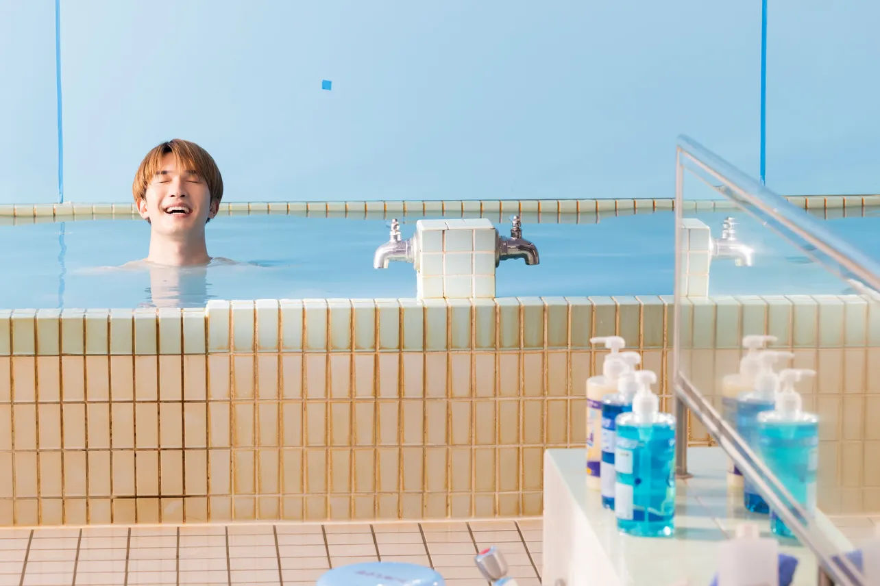 ジェシーが出演する新WEB動画「忘れられない男」篇