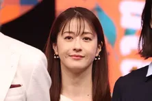 松本若菜、北海道でのオフショット公開で「かわいくて癒し」「美味しいもの食べて頑張って」の声<ザ・ロイヤルファミリー>