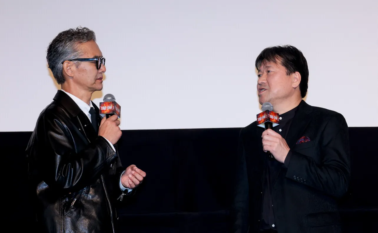 映画「爆弾」初日舞台あいさつより