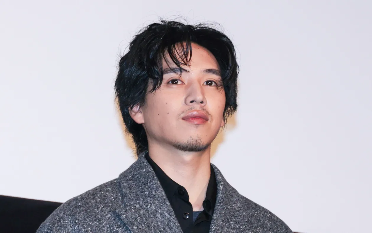 映画「爆弾」初日舞台あいさつに登壇した坂東龍汰