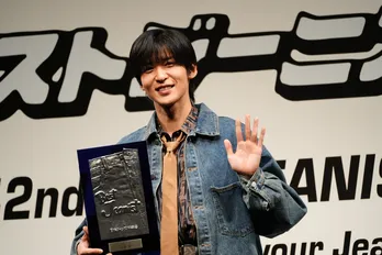 Snow Man目黒蓮、“ベストジーニスト”殿堂入りに向けて意気込み語る「来年もわんちゃんに報告できるように頑張ります」