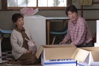 草刈正雄“慎一”と阿川佐和子“さとこ”は孫と一緒に暮らし始めるも、翌朝孫が姿を消してしまう＜小さい頃は、神様がいて＞