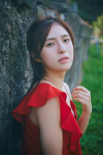 NGT48大塚七海が自身初となる写真集を発売 縁のある佐渡島で撮影「25歳になった今の自分らしさがぎゅっと詰まっています」