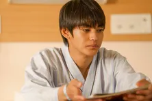 神尾楓珠“真央”、倒れて病院へ運ばれる…葵わかな“由宇”もついに別れの理由を知ることに＜すべての恋が終わるとしても＞