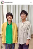 【写真】及川光博＆手越祐也、仲良く笑顔で“きをつけ”