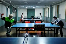 水上恒司“都成”は以前追い掛けられた男と再び遭遇…一方、山田杏奈“水町”は監禁されていた記憶がよみがえる＜シナントロープ＞