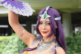 実の姉妹が「ドラクエ4」“マーニャ＆ミネア”コスプレに挑戦「装飾を増やして“防具を装備する感覚”を表現」＜コミケ106＞