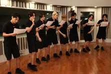 timelesz全員で「残酷な天使のテーゼ」を“シェア”して歌唱…まさかの仲間割れが勃発＜タイムレスマン＞