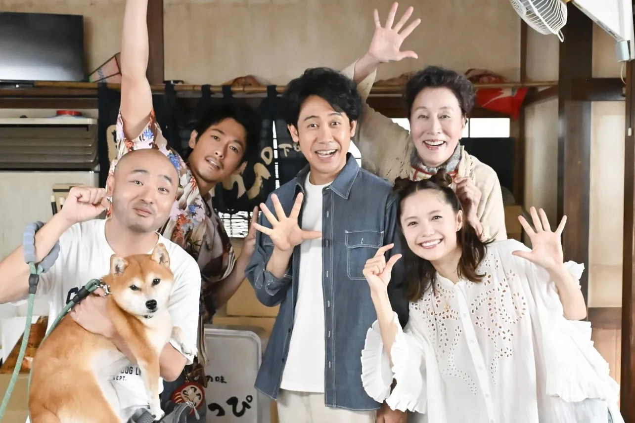 【写真】四季(宮崎あおい)が名付けた「ビットファイブ」の記念写真がかわいい