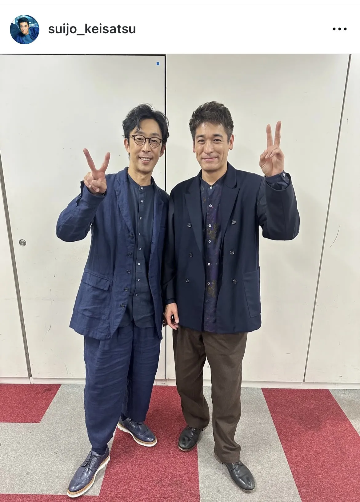「新東京水上警察」主演・佐藤隆太と木曜劇場「小さい頃は、神様がいて」主演・北村有起哉の番組の垣根を超えた2ショット