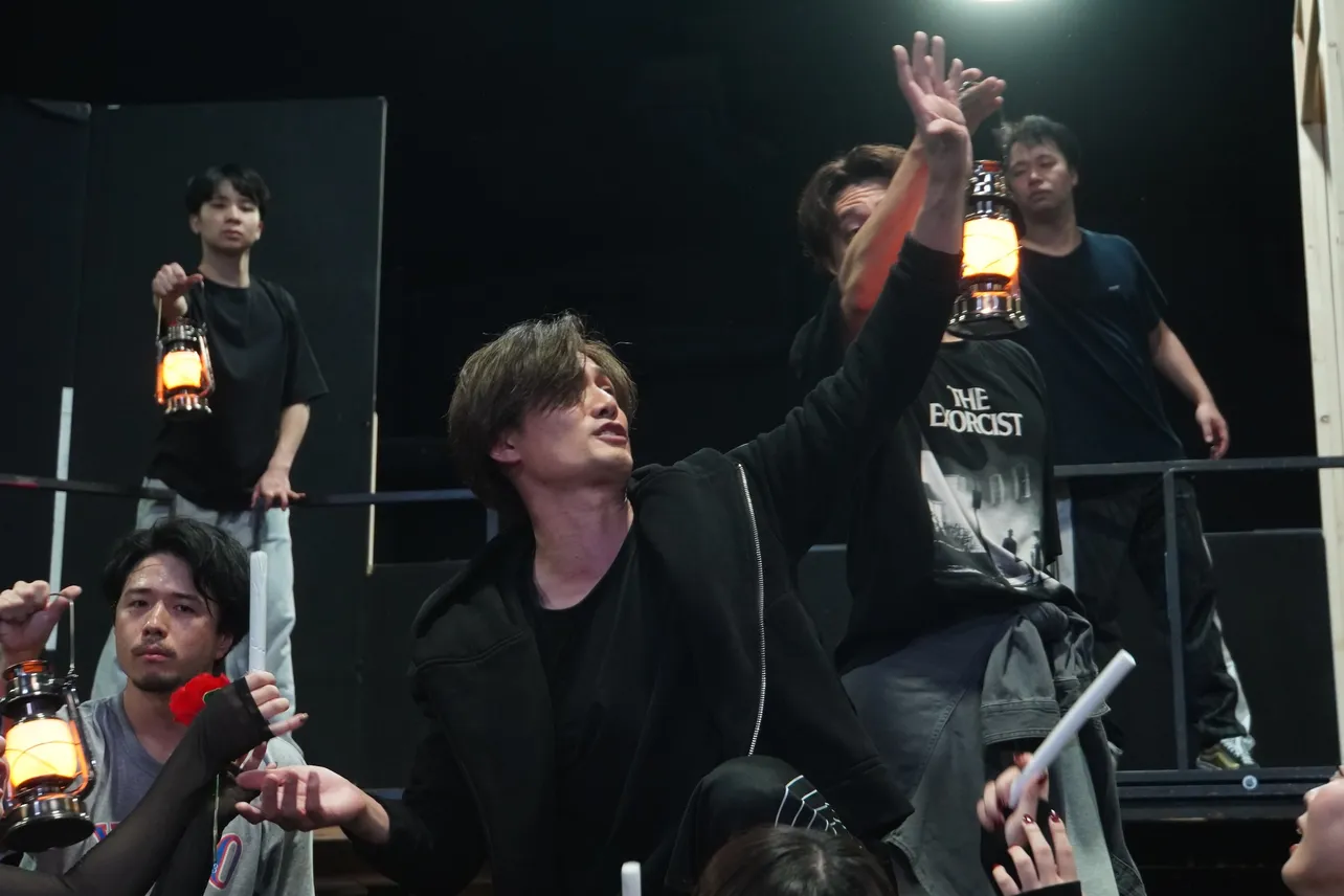 ミュージカル「サムシング・ロッテン！」楽曲披露取材会・囲み取材会より