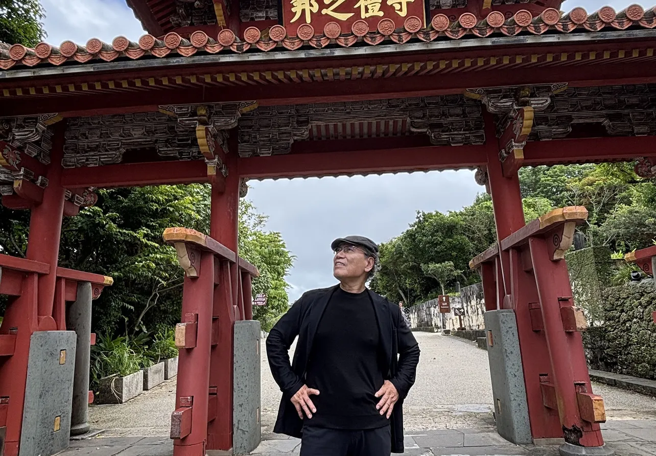 2025年10月末に素屋根が撤去され、正殿の姿が約6年ぶりに公開された首里城を訪問