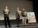 写真左から樋口幸平、草川拓弥、中川龍太郎監督