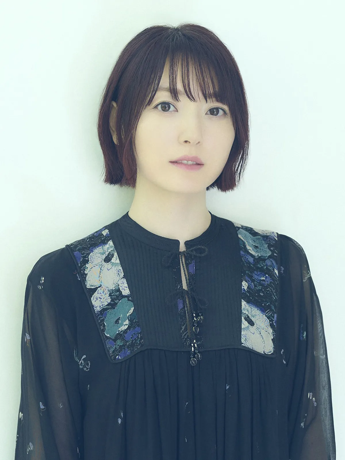 仲間凛子役：花澤香菜