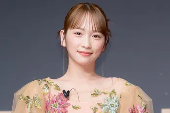 向井康二が撮影…川栄李奈&池村碧彩の“親子写真”に「康二くんしか撮れない写真」「最高の瞬間」と絶賛の声<フェイクマミー>