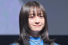 ”金髪ギャル”に劇的イメチェン…安達祐実、44歳のストレート・ショートボブ姿に「新鮮」「似合う」の声