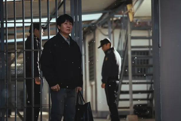 「捏造された都市」場面写真