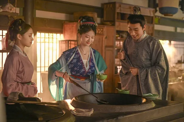 「似錦～華めく運命～」場面写真