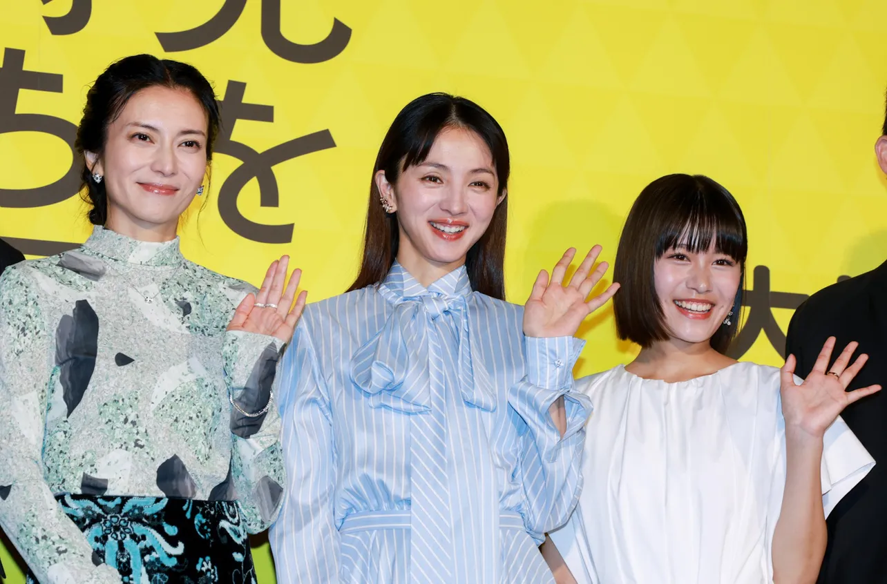 映画「兄を持ち運べるサイズに」初日舞台あいさつより