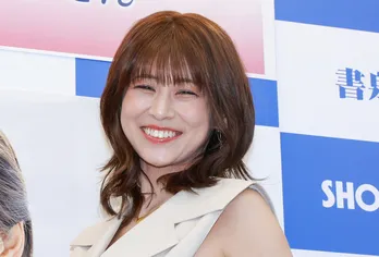 小阪由佳、17年ぶりの写真集に「『需要大丈夫？』って思いました(笑)」“洗脳”からの復活で「今はめちゃくちゃハッピー」