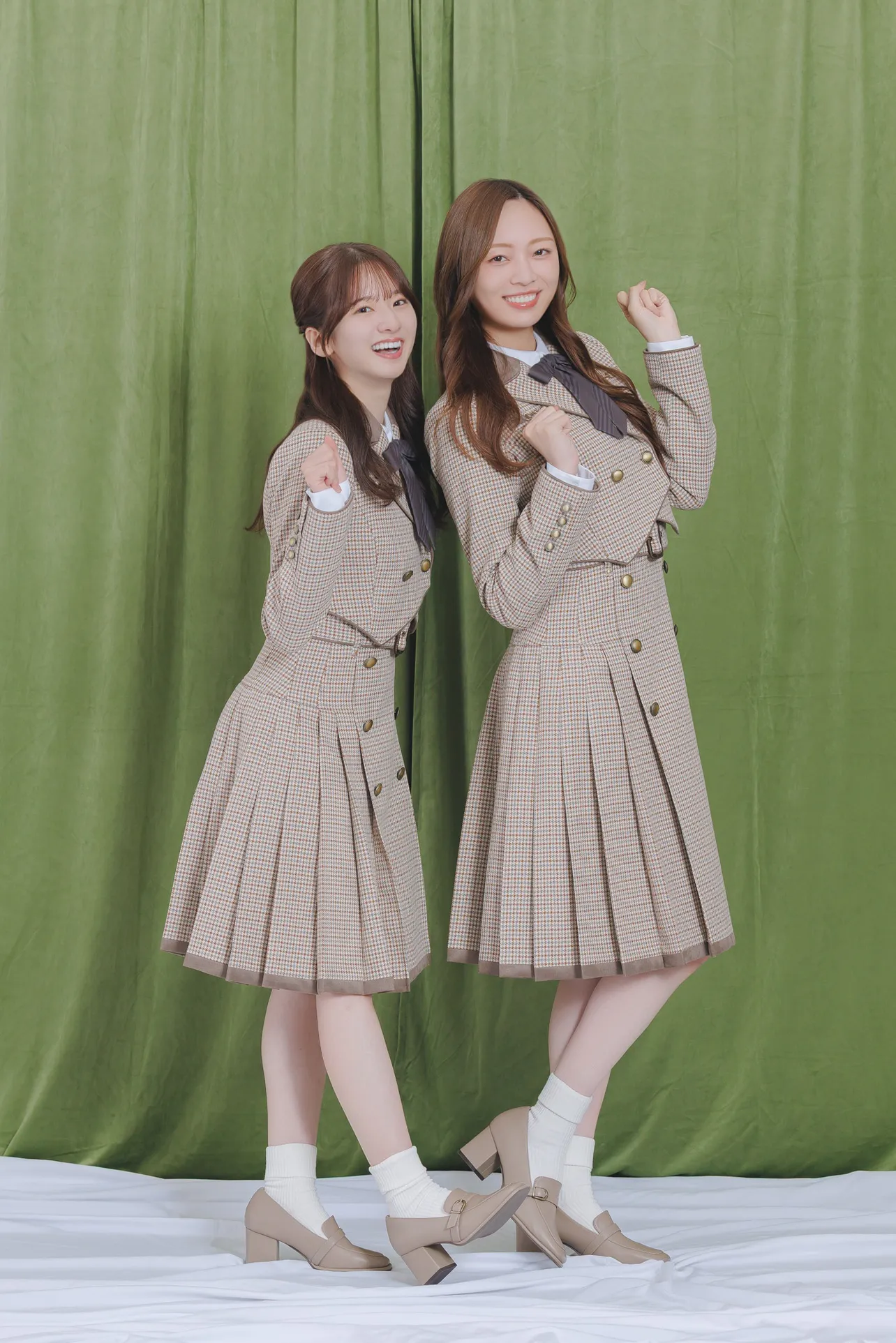 乃木坂46の菅原咲月と梅澤美波